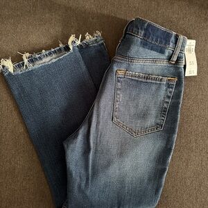Abercrombie Women’s Distressed Denim - cropped short cut